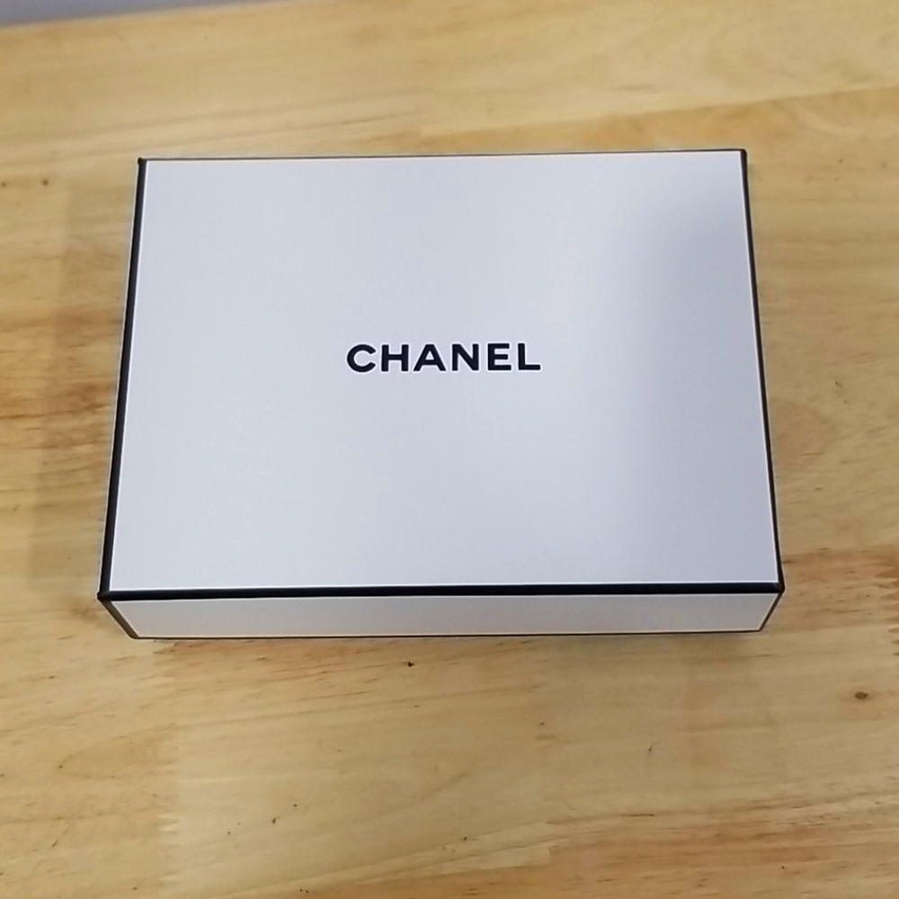 Small Chanel Gift Box